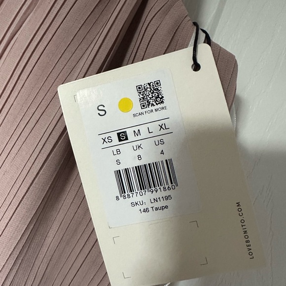 Love Bonito Marlene Straight Leg Pleated Jumpsuit | Wedding, Cocktail | NWT | S - Picture 4 of 12